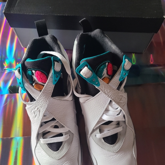 AIR JORDAN VIIIWHITE/TURBO GREEN Size 6.5 Y (Big Boys Size) - Picture 13 of 16